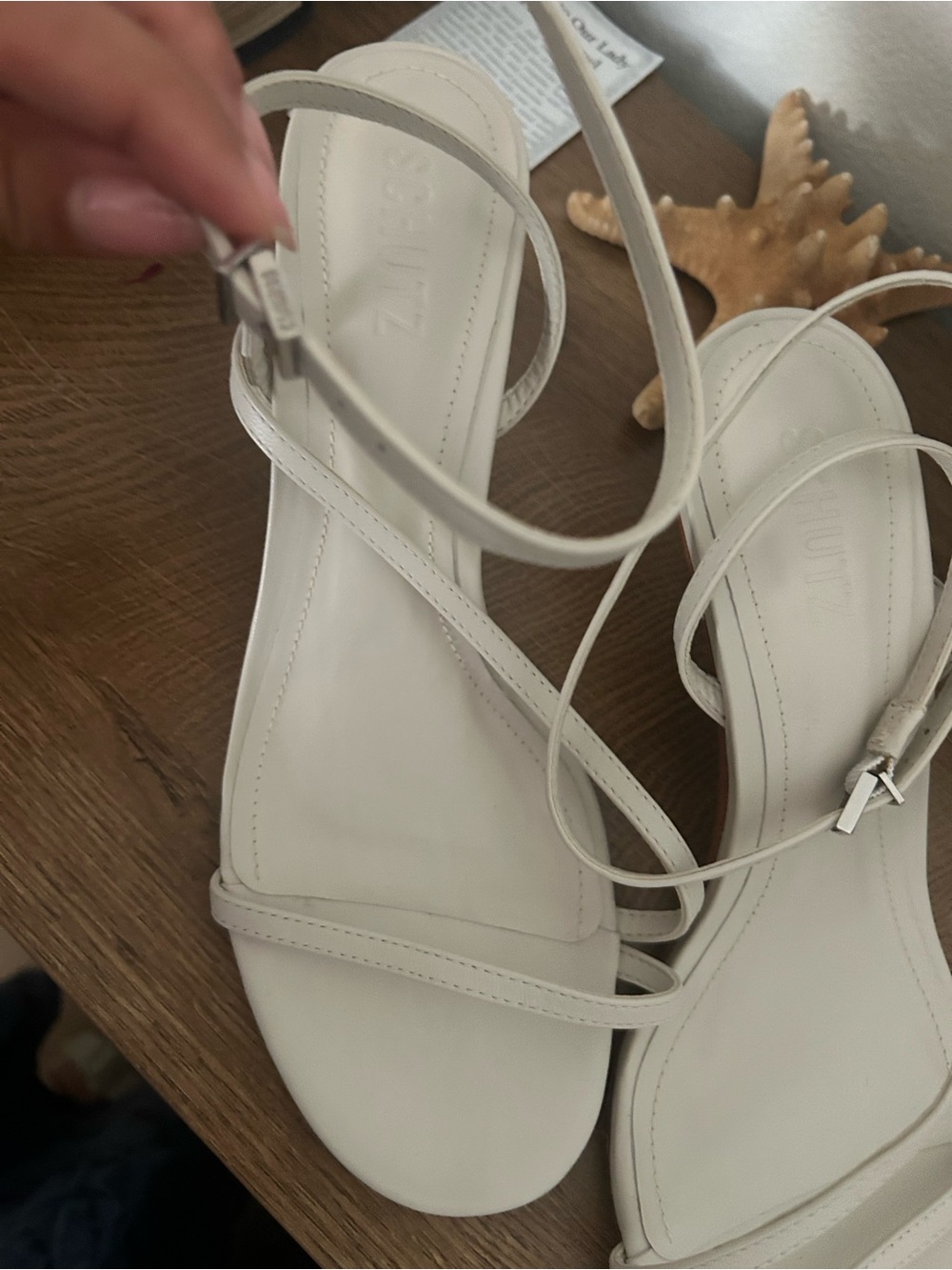 ShutzStrappy Leather kitty heels Size 8.5